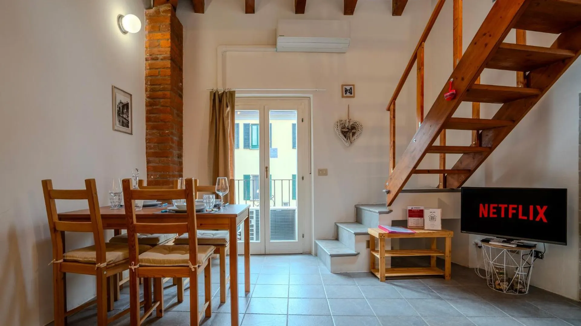 Апартаменты Caseospitali - Casa Acqua E Cielo, Nido Sul Naviglio Martesana Милан